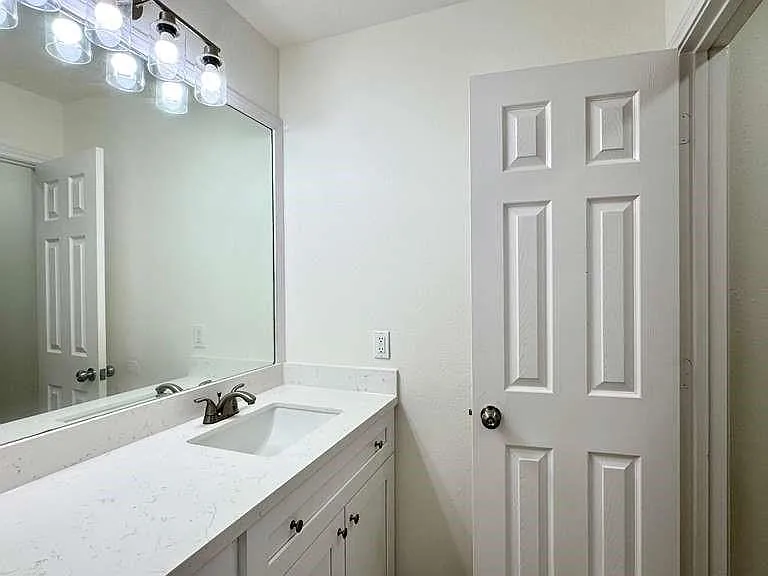 7510 Golden Thistle Ln — Photo 21