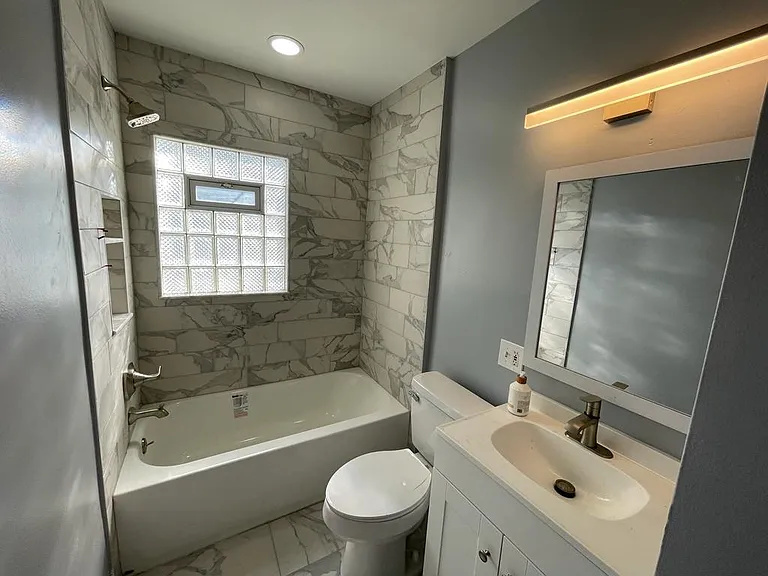 136 Girard Ave — Photo 11