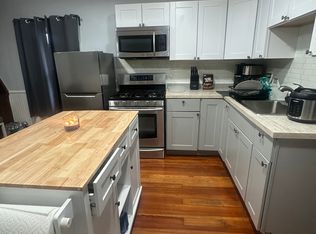 118 Norman St #3, New Bedford, MA 02744