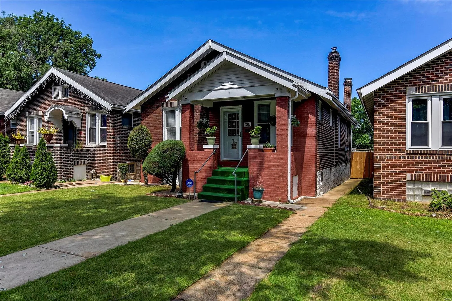 4427 Grace Ave photo 1
