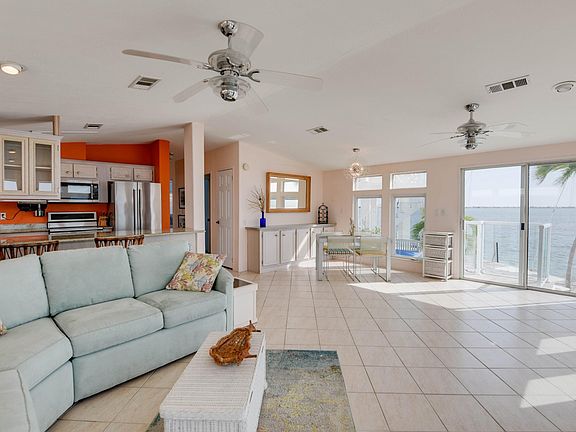5th image of 701 Spanish Main Dr #137