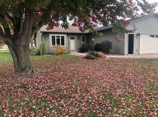 137 Rosewood Ln N, West Salem, WI 54669