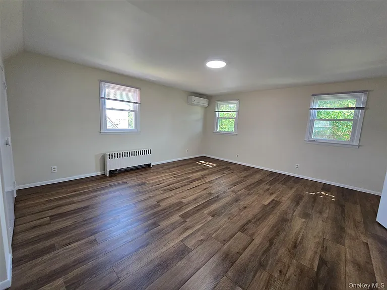 754 Park Ln S — Photo 13