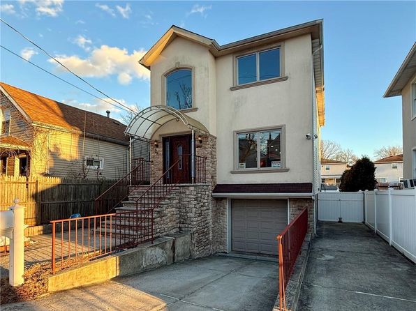 Property image for 24 Lyman Ave, Staten Island, NY 10305