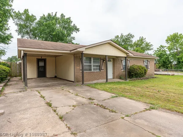 3708 Terry St, Van Buren, AR 72956