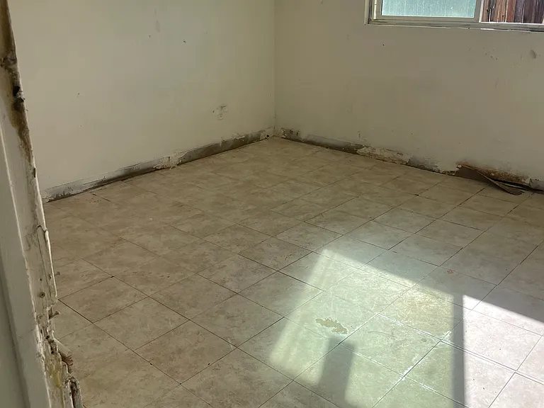 21281 Park Ave — Photo 14