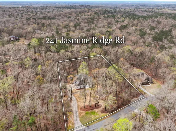 241 Jasmine Ridge Rd, Wetumpka, AL 36093