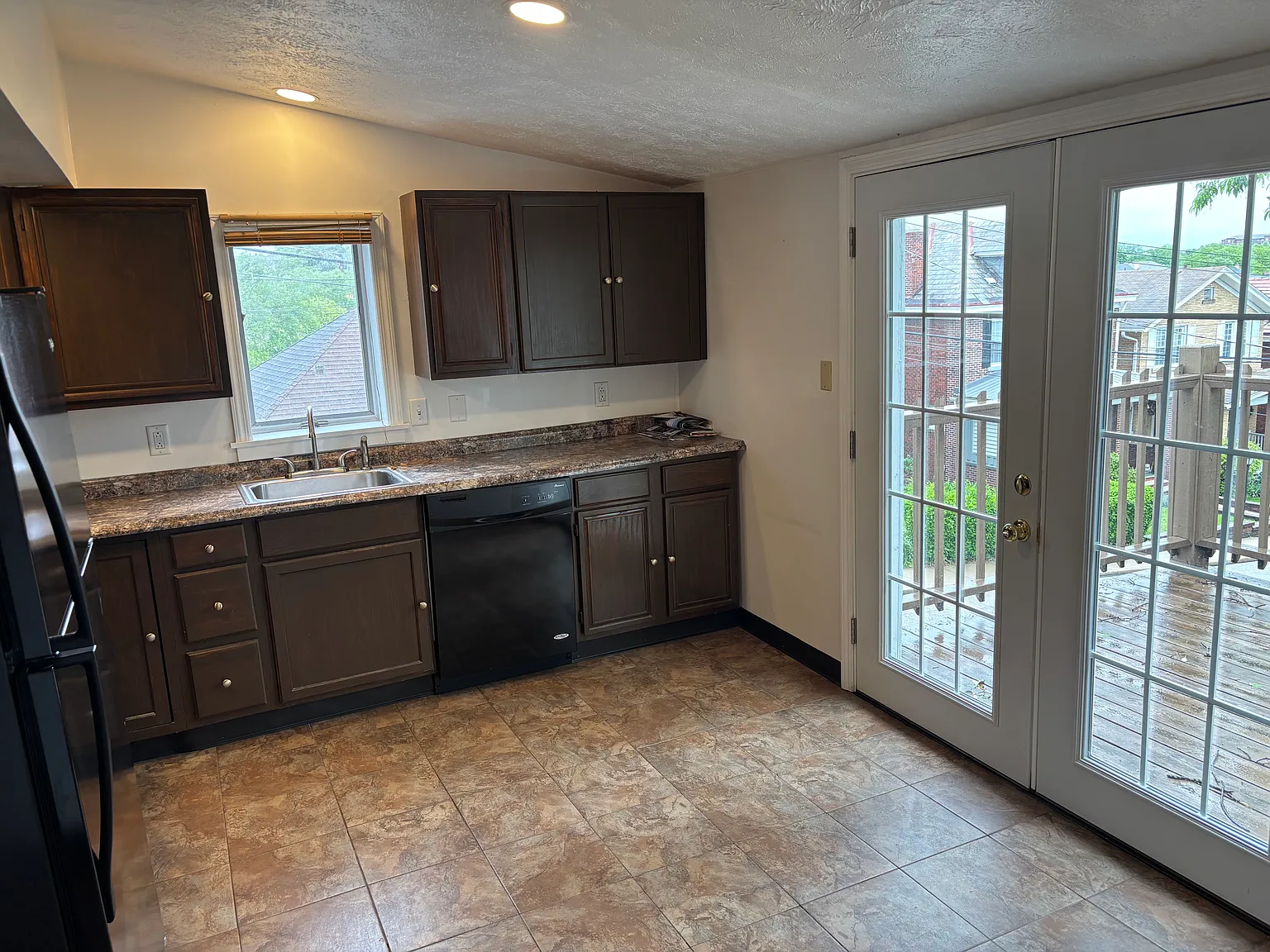 2 bed, 1700 sqft, $1,495 — Photo 3