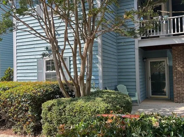 3218 Selwyn Farms Ln APT 1, Charlotte, NC 28209