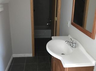 134 W 54th St #1, Bayonne, NJ 07002
