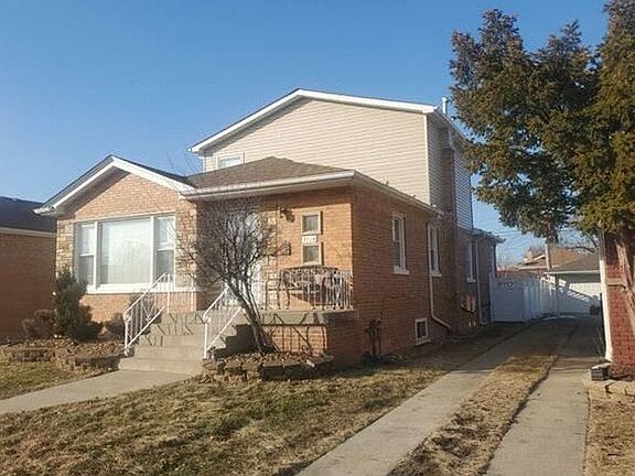 2nd image of 3114 W 84th Pl