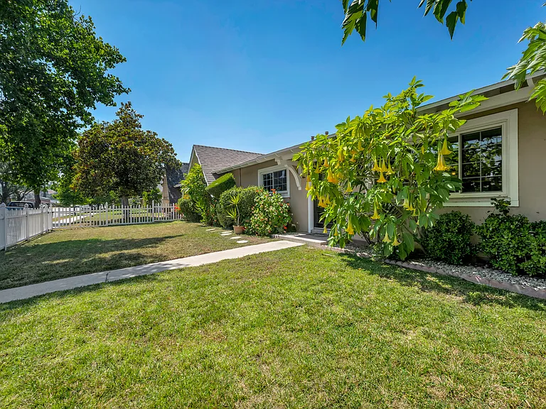 23957 Vanowen St — Photo 3