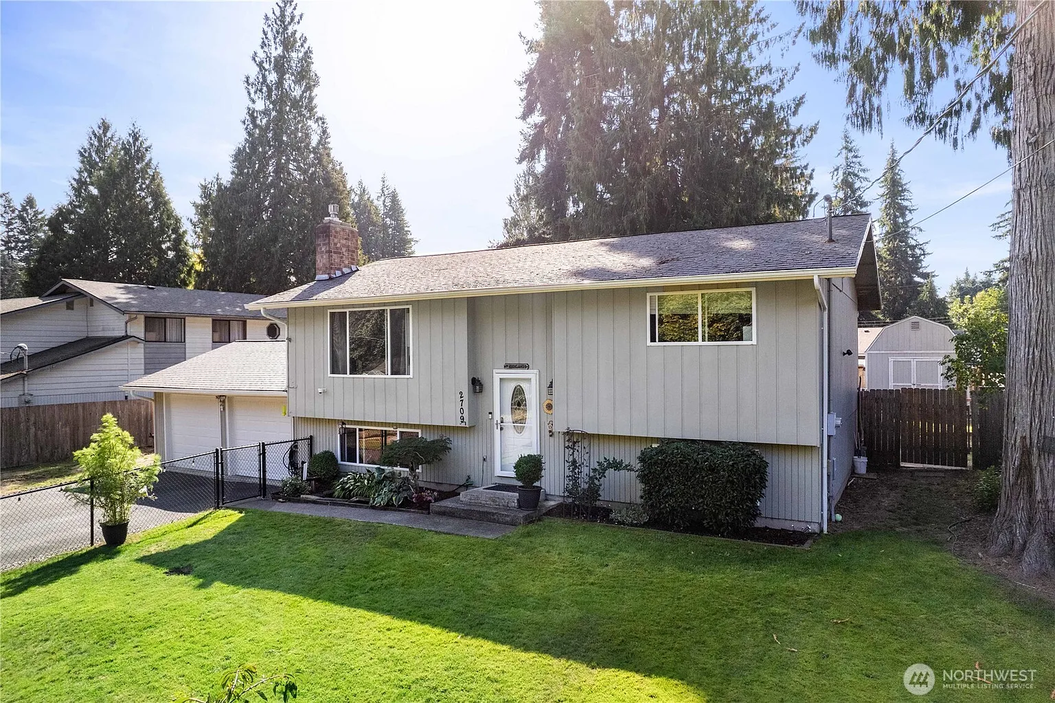 2709 Vacation Drive SW photo 1