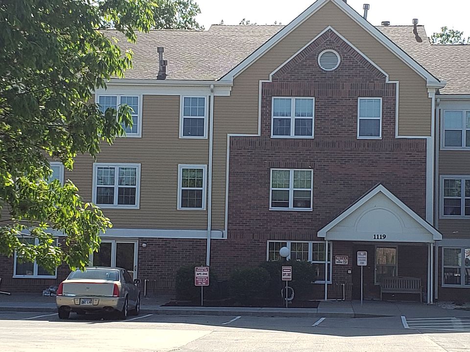 2nd image of 1119 Garden Way #1