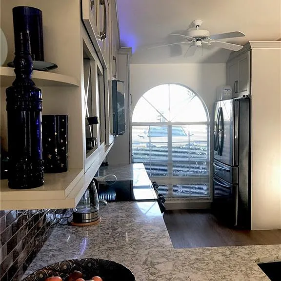 816 Belville Blvd — Photo 11