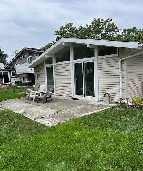 1214 Elco Ave — Photo 4