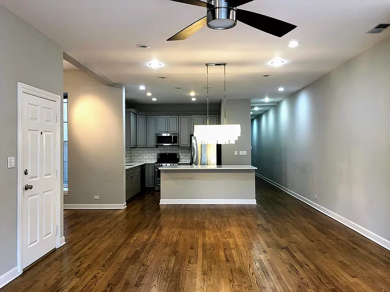 859 N Lasalle St #1 — Photo 4