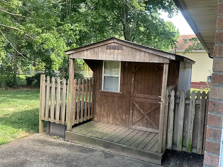 181 Old Farmers Rd — Photo 10