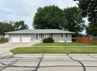 1009 Sheridan St, Saint Paul, NE 68873