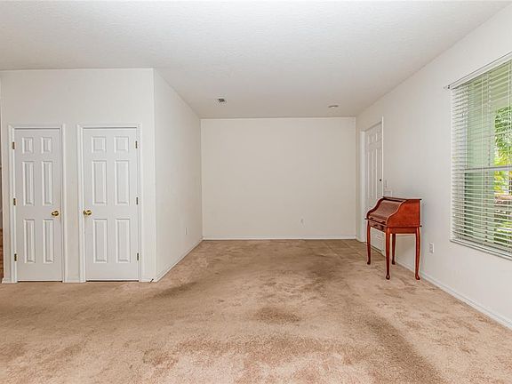 3rd image of 12725 Sunland Ct