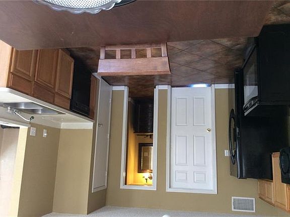 5th image of 10654 Flamewood Dr