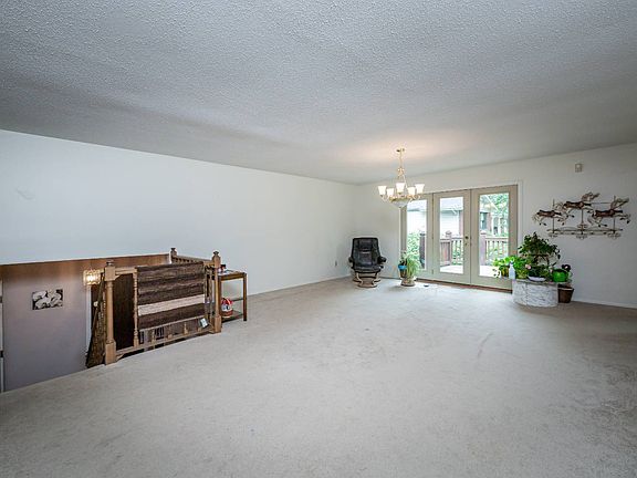 4th image of 12065 Craig View Dr