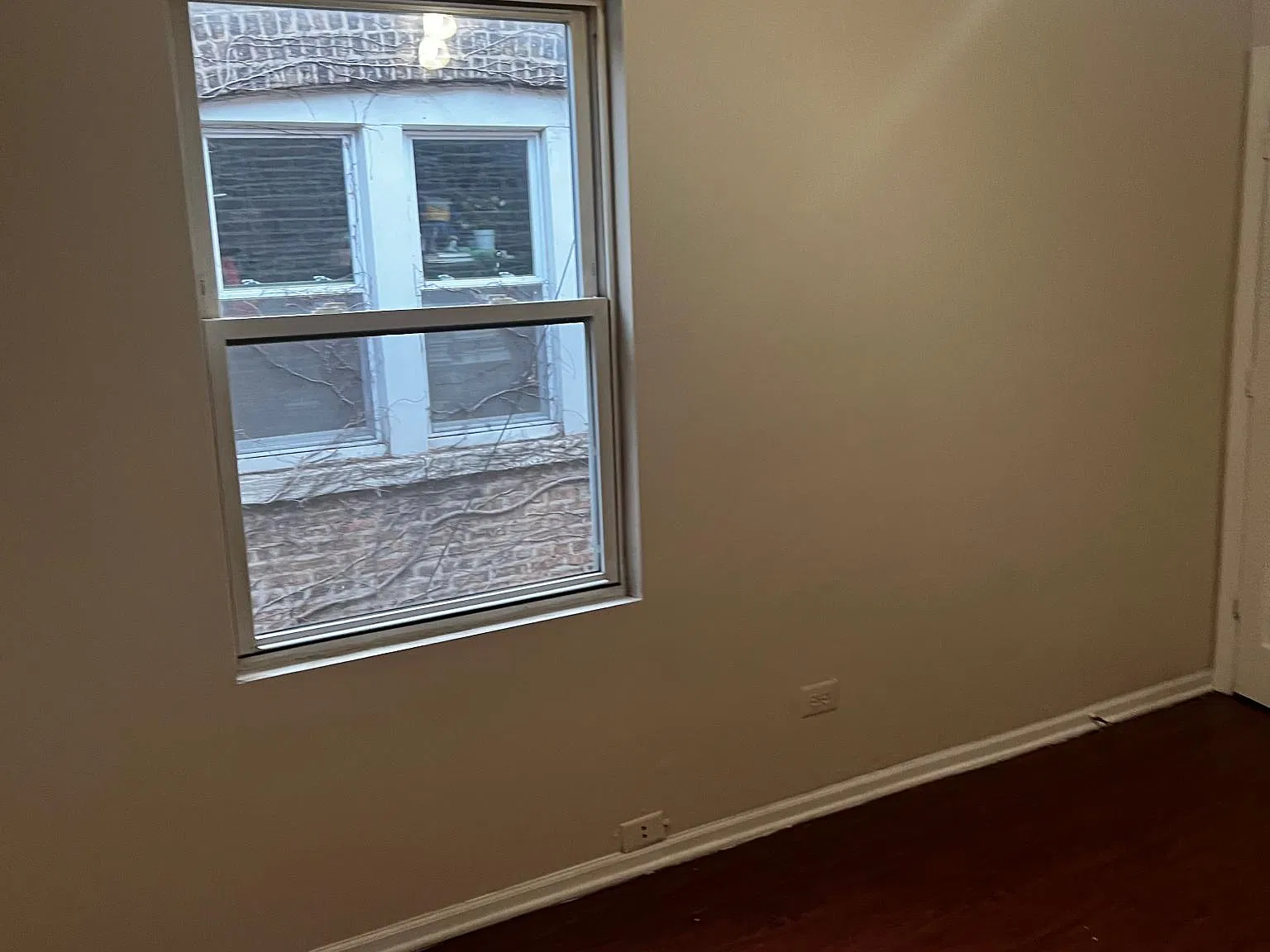 3 bed, 1000 sqft, $1,850 — Photo 3