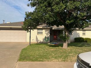 627 Bailey Ave, Dumas, TX 79029