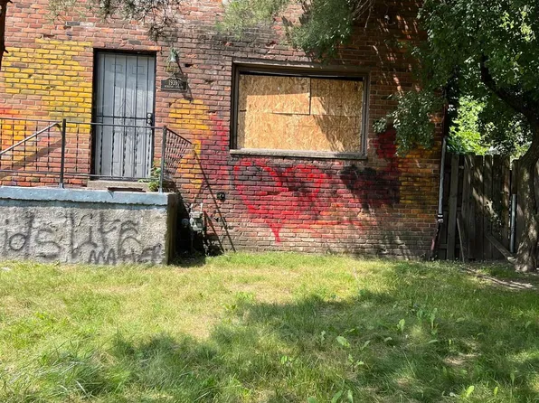 19391 Winston St, Detroit, MI 48219