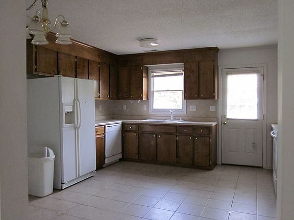 3rd image of 210 Michael Dominick Dr #B