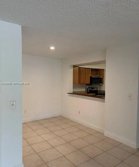 1231 SW 46th Ave #505 — Photo 10