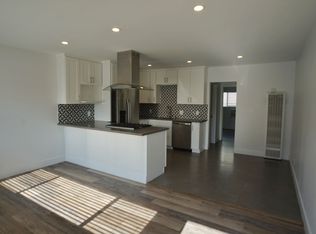2827 Orchard Ave, Los Angeles, CA 90007
