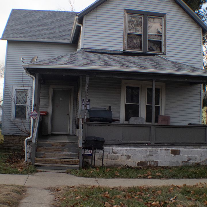 2nd image of 561 N Washington Ave