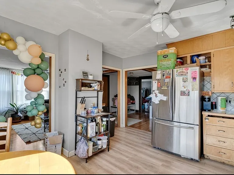 14 Gale St #2 — Photo 4