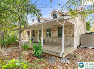 390 Long Lane Rd, Walnutport, PA 18088