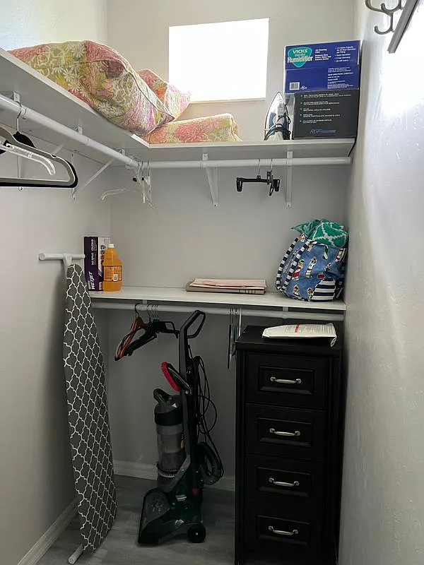1 bed, 1.5 bath, 1040 sqft, $1,900 — Photo 3
