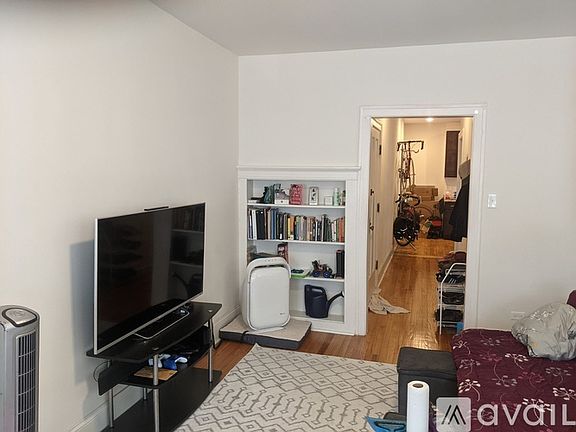 3rd image of 6441 N Newgard Ave APT 2H
