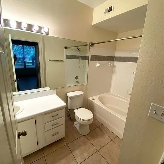 5608 Pinnacle Heights Cir #202 — Photo 9