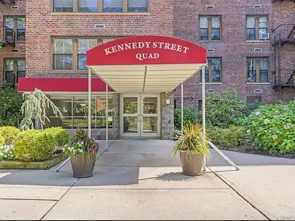 18-75 Corporal Kennedy St #3J, Bayside, NY 11360