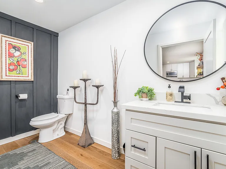 4344 E Clarendon Ave — Photo 15