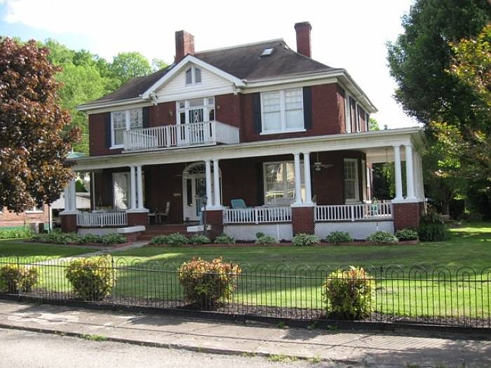 414 Kilbourne Ave, Appalachia, VA 24216 Zillow