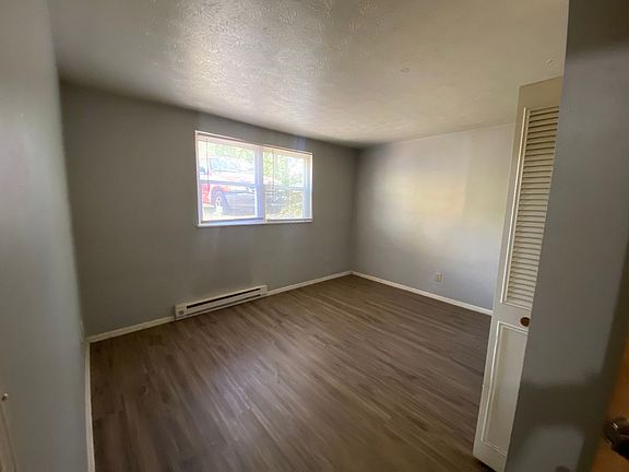 2nd image of 1005-1007 Joseph St #1005-01