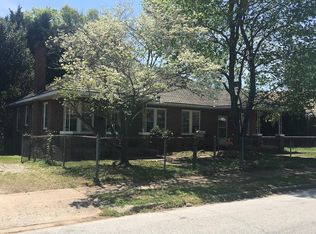 723 Holloway Ave, Greenwood, SC 29646