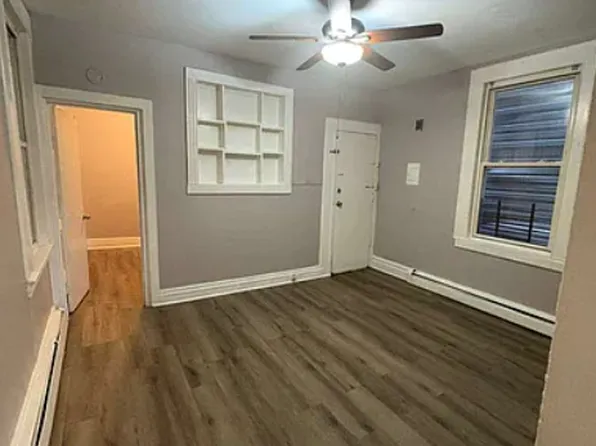 127 S 13th St #1B, Newark, NJ 07107