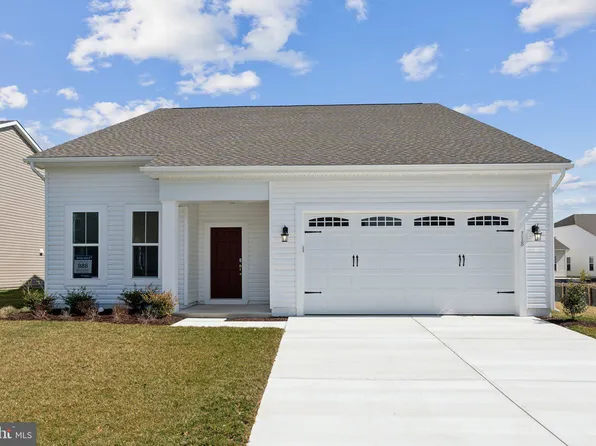 318 Heritage Shores Cir, Bridgeville, DE 19933