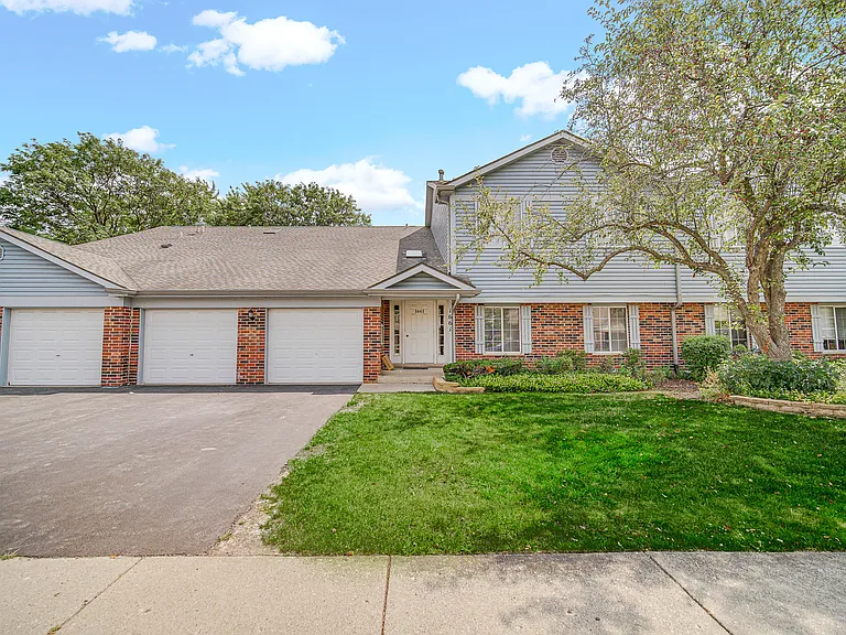 1661 Commodore Ct #3 — Photo 3
