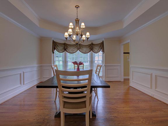 4th image of 7723 Autumn Park Dr