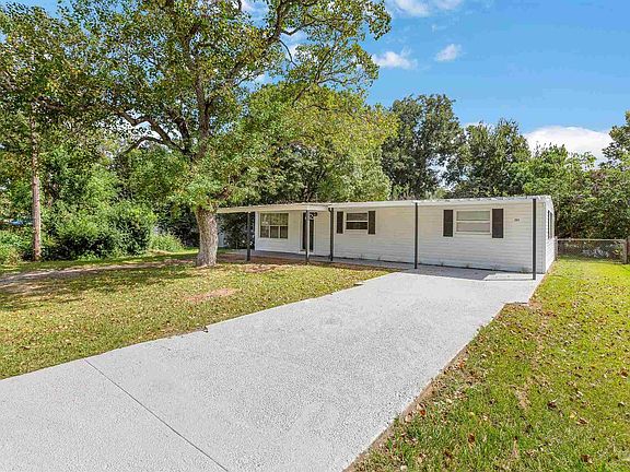 2nd image of 203 Georgia Dr