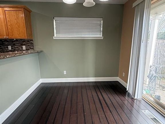 4th image of 4542 NW Continental Pl