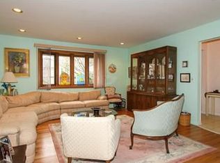 12-16 Carol Pl, Bloomfield, NJ 07003